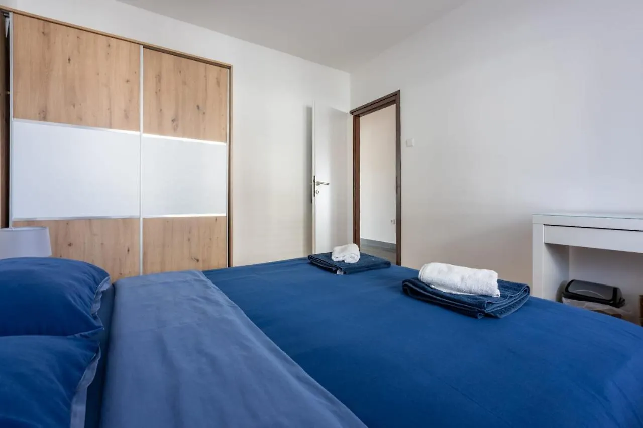 Apartment Tus A2 Crikvenica