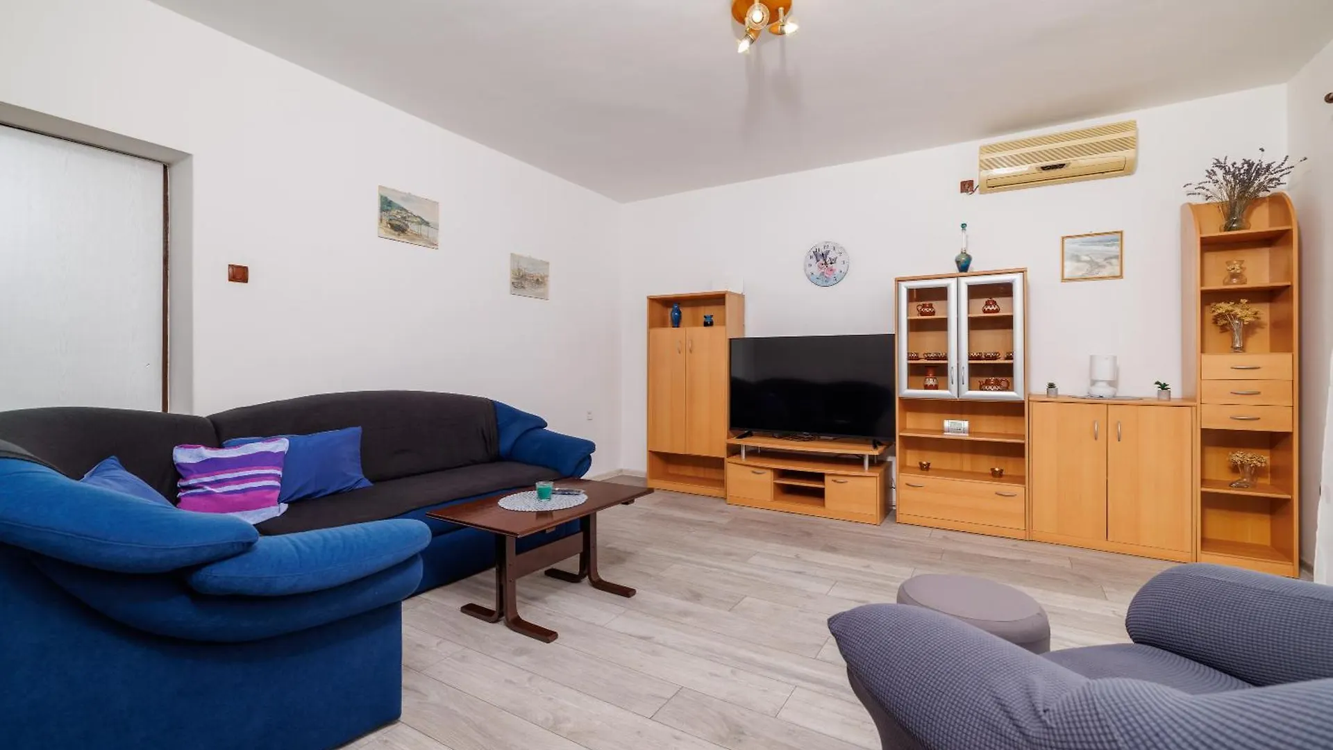 Apartment Tus A2 Crikvenica 0*,