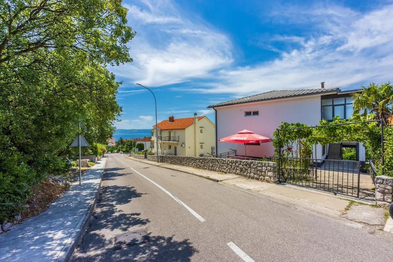 Apartment Tus A2 Crikvenica